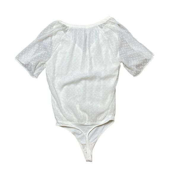 NWT ABERCROMBIE & FITCH Seersucker Flutter Sleeve Bodysuit White Size XS - Picture 2 of 7